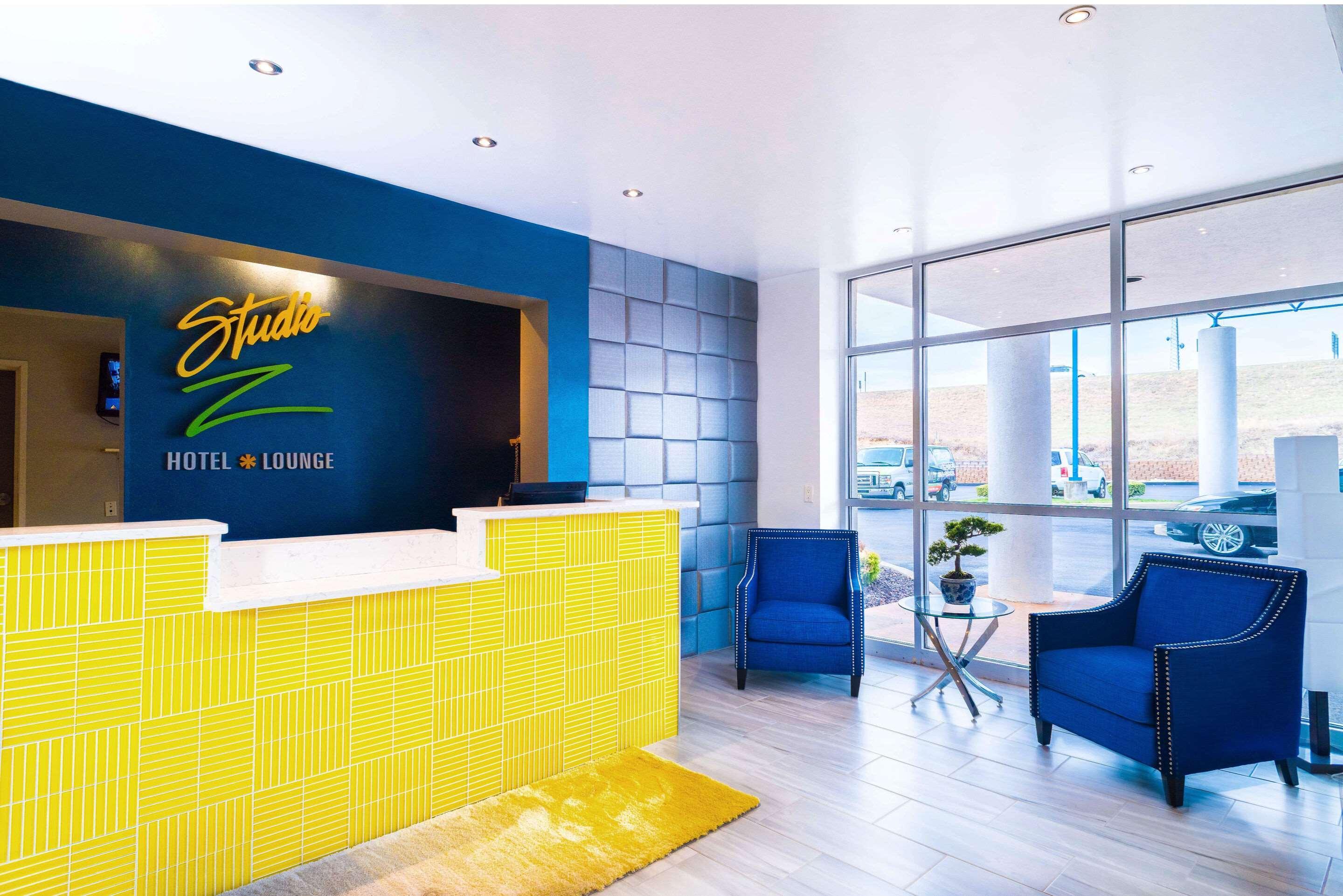 Studio Z, Ascend Hotel Collection Сент-Роберт Экстерьер фото